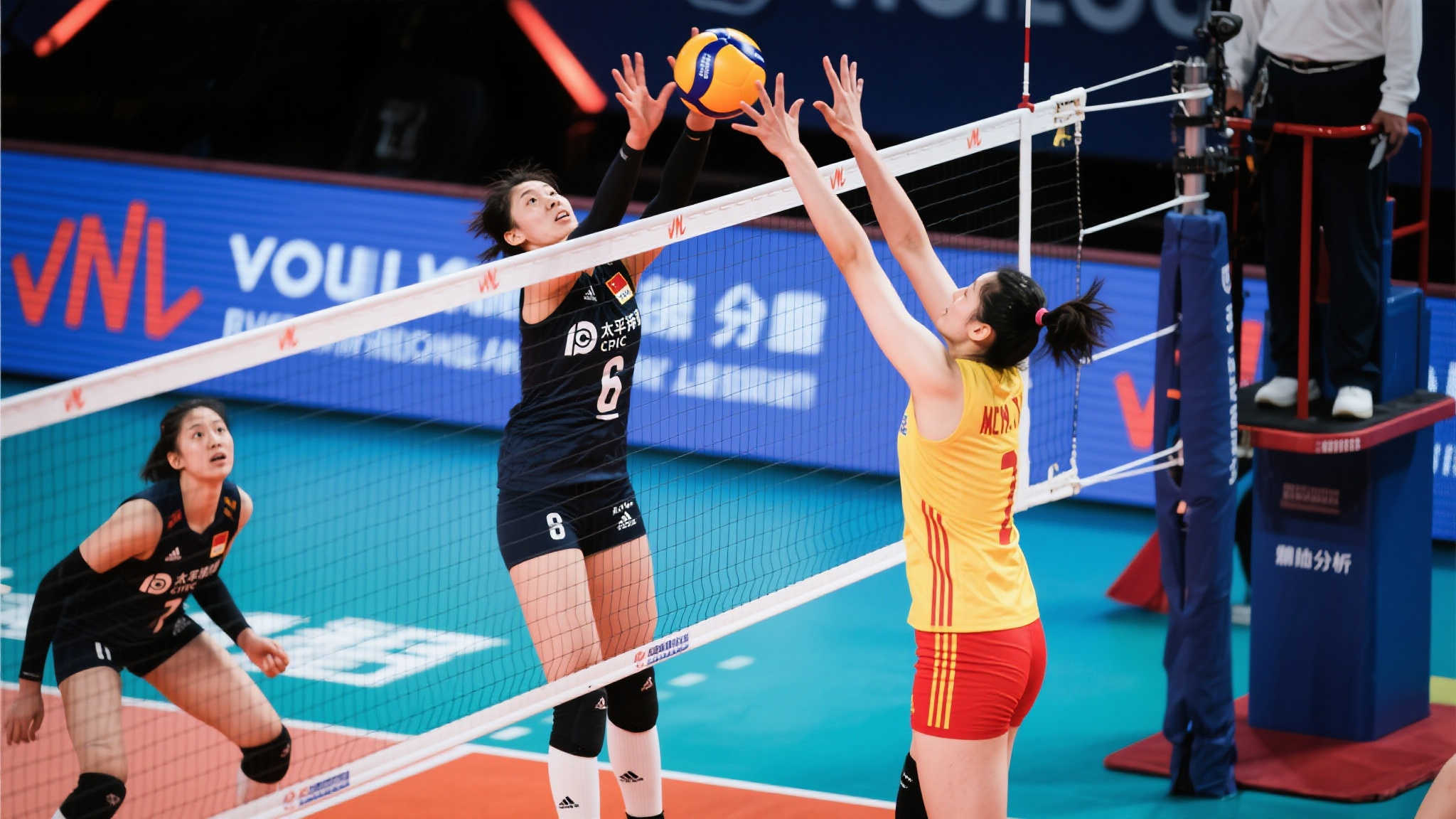 华体会体育游戏中心